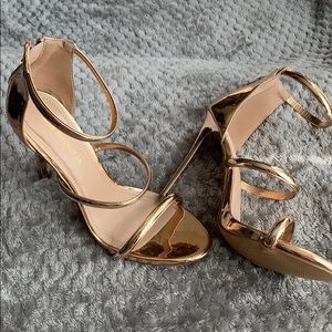 Metallic gold high heels